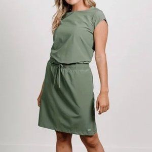 Albion Fit Sage Green Going Places Dress Short Sleeve Size Small Women's